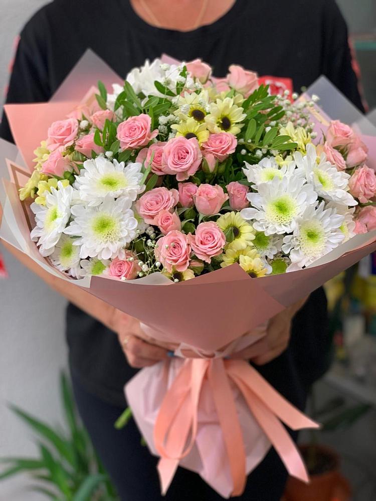 Букет цветов из: Розы и Хризантемы в Мисайлово