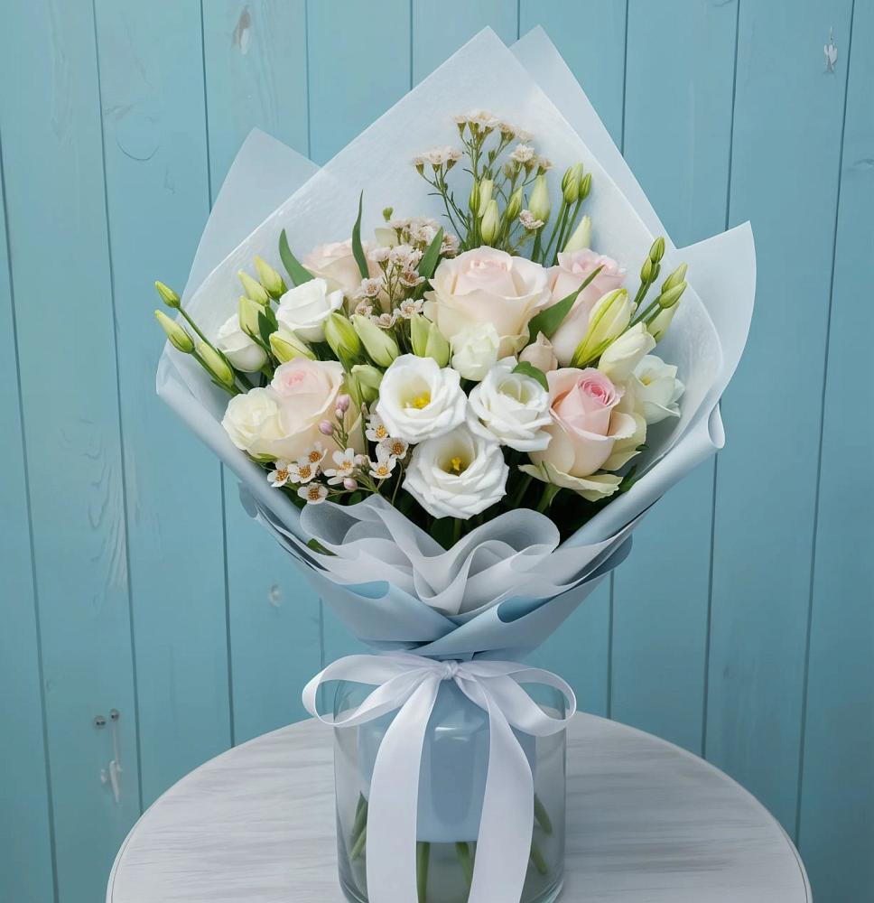 Букет цветов из: Розы и Лизиантусы в Мисайлово