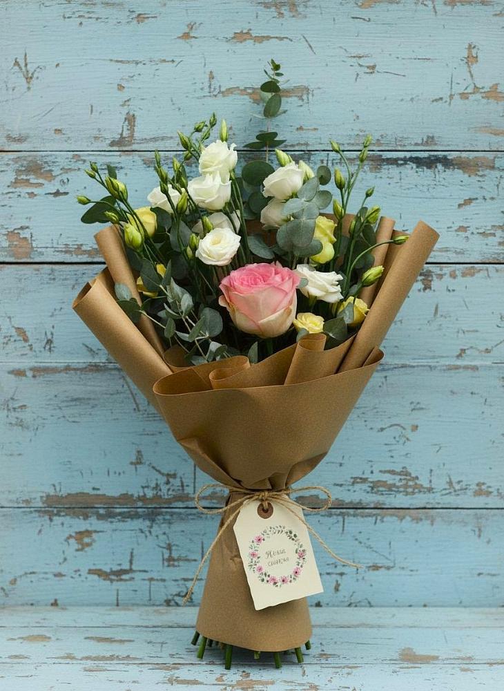 Букет цветов из: Розы и Лизиантусы в Мисайлово