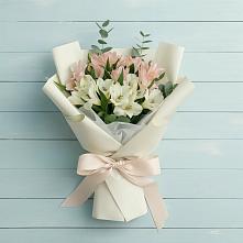 Букет цветов из:  Альстромерии #REPLACE_PRED# Мисайлово