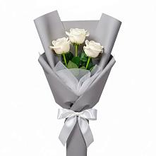 Букет 3 белые розы в Мисайлово