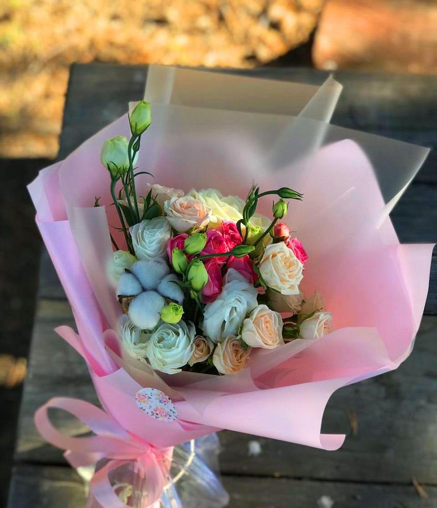 Букет цветов из: Розы и Лизиантусы в Мисайлово