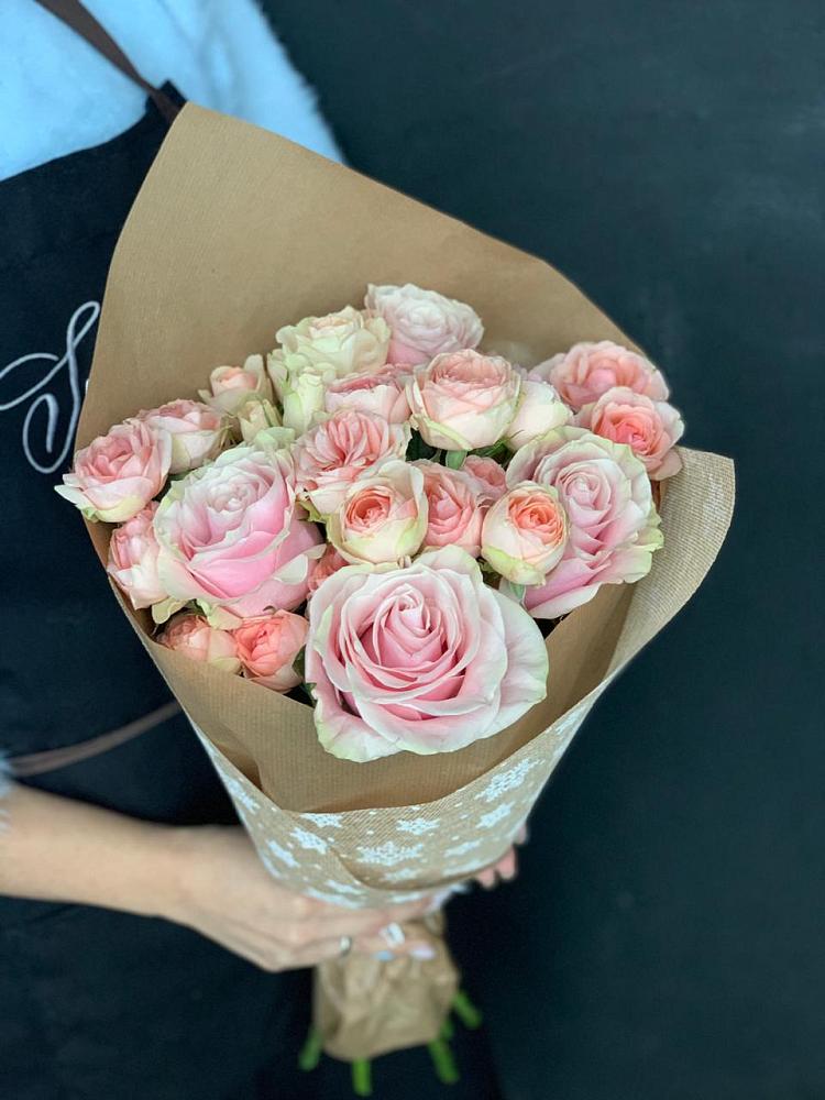 Букет цветов из: Хризантемы и Розы в Мисайлово