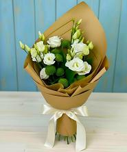 Букет цветов из:  Хризантемы и Лизиантусы в Мисайлово