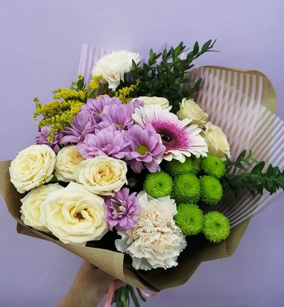 Букет цветов из: Хризантемы, Розы, Гвоздики и Герберы в Мисайлово