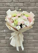 Букет цветов из:  Гвоздики, Розы, Лизиантусы и Хризантемы в Мисайлово