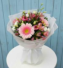 Букет цветов из:  Герберы, Альстромерии и Лизиантусы #REPLACE_PRED# Мисайлово