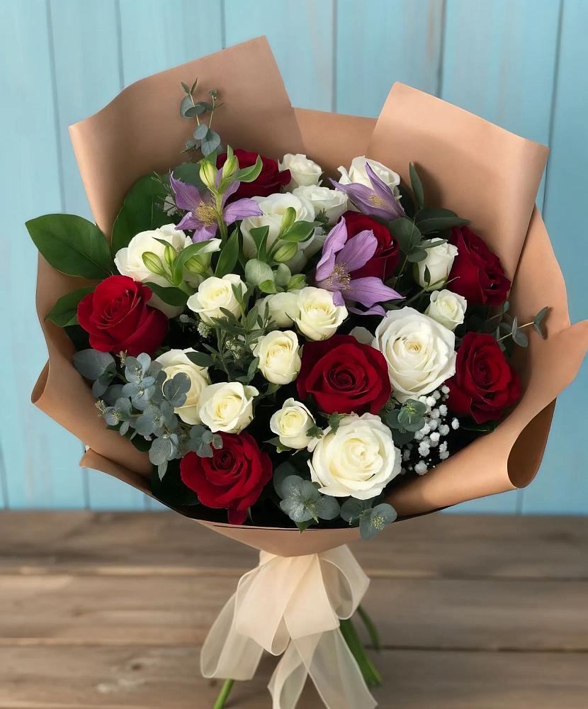 Букет цветов из: Розы и Альстромерии в Мисайлово
