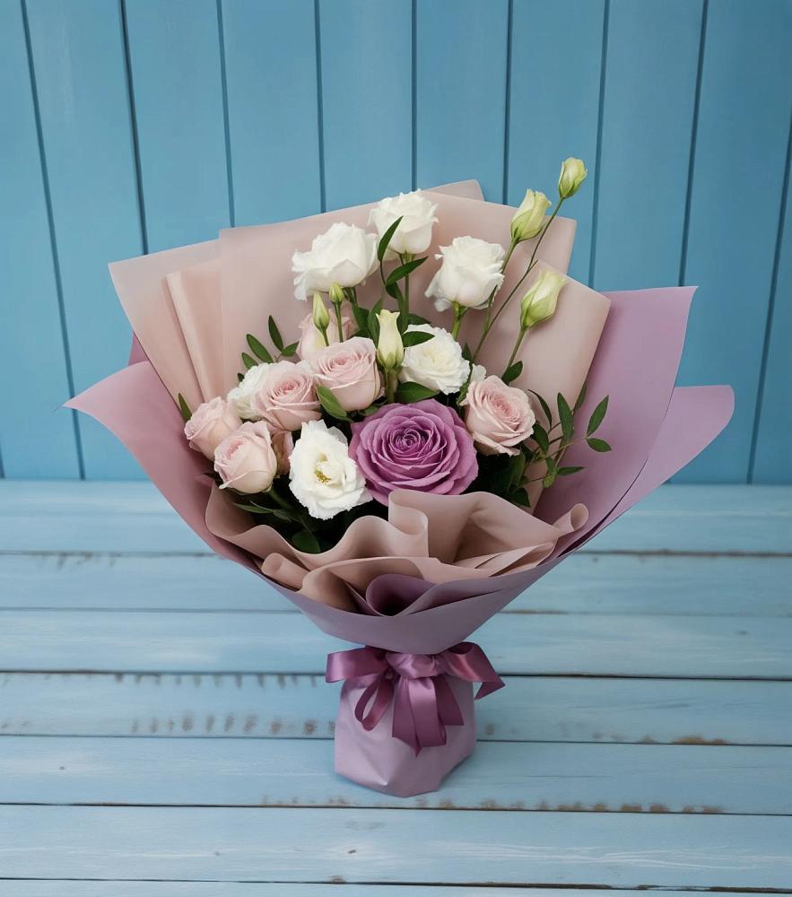 Букет цветов из: Розы и Лизиантусы в Мисайлово