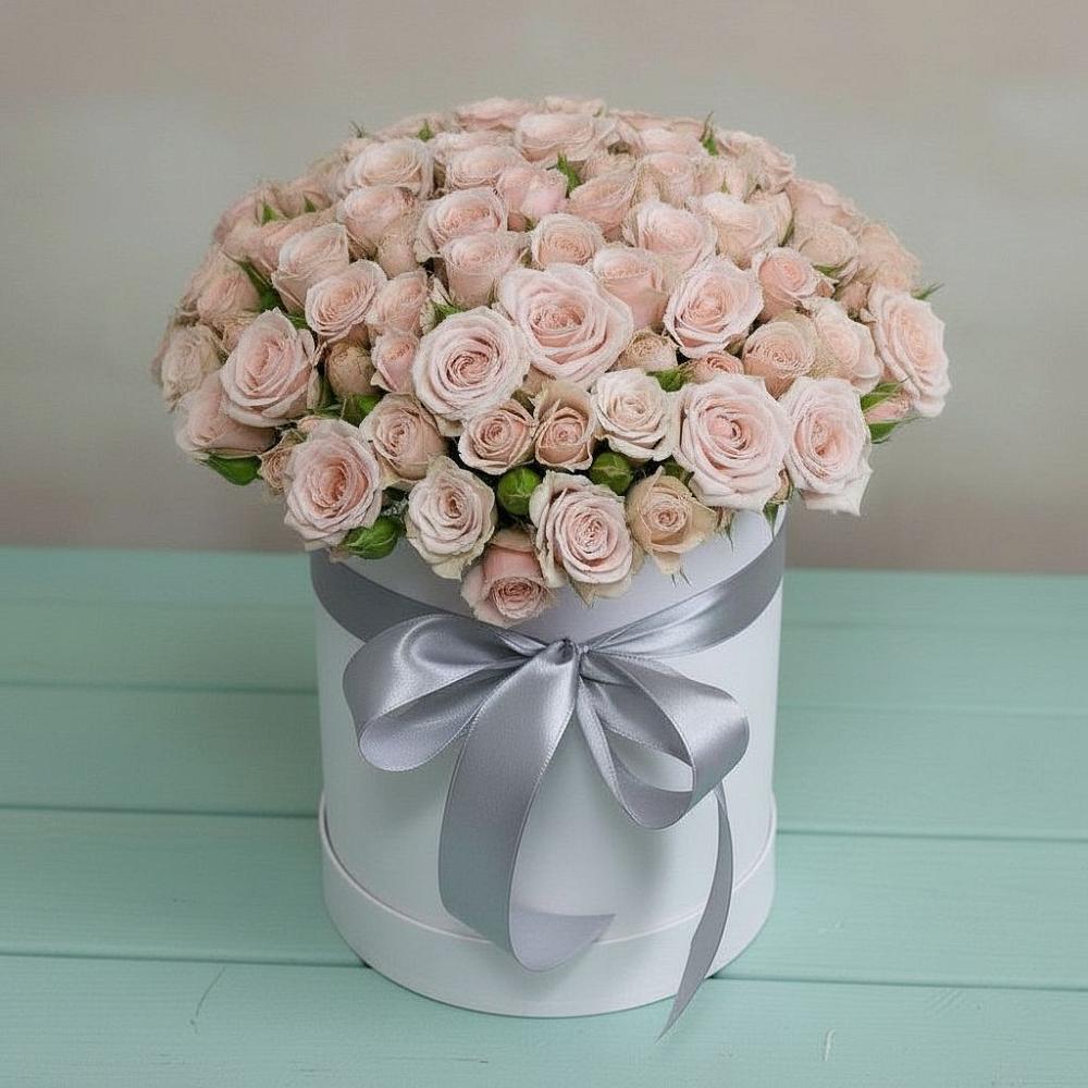 Цветочная композиция из Розы в шляпной коробке в Мисайлово